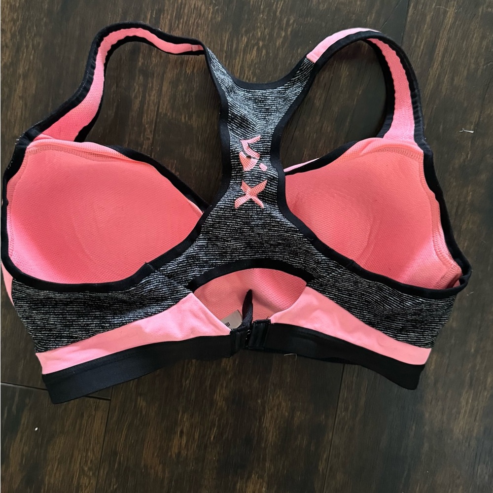 Victoria's Secret Pink and Black Sports Bra with Adjustable Straps - Picture 2 of 4